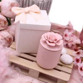 Bomboniere Confezionate per Matrimonio candela in porcellana rosa con fiore | CANDELA CLASSICA